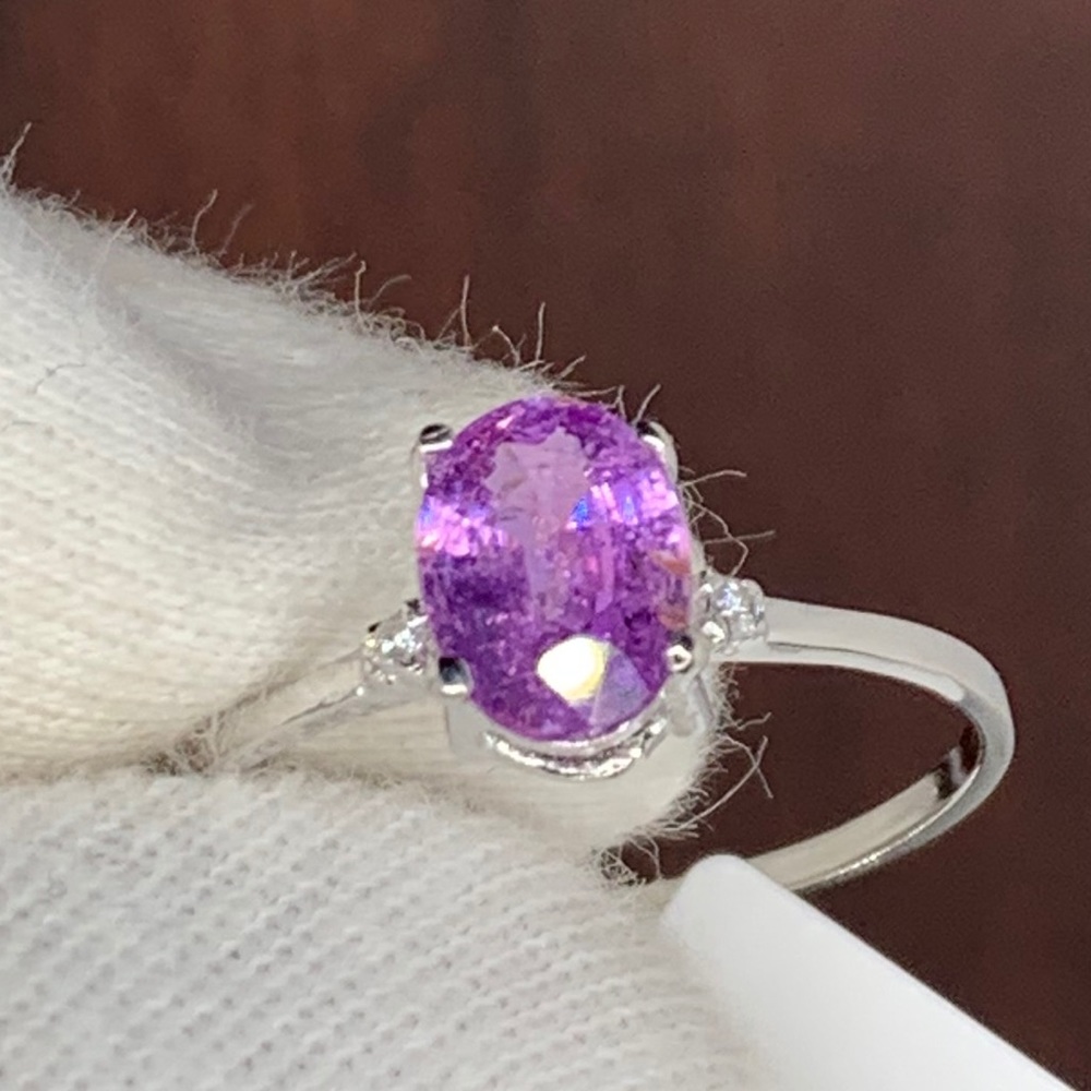 10k Purplish Pink Sapphire & Diamond Ring - Picture 3 of 11
